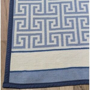 VTG BIEDERLACK OF AMERICA Geometric Fleece Blanket 59" X 77" Blue Cream Throw